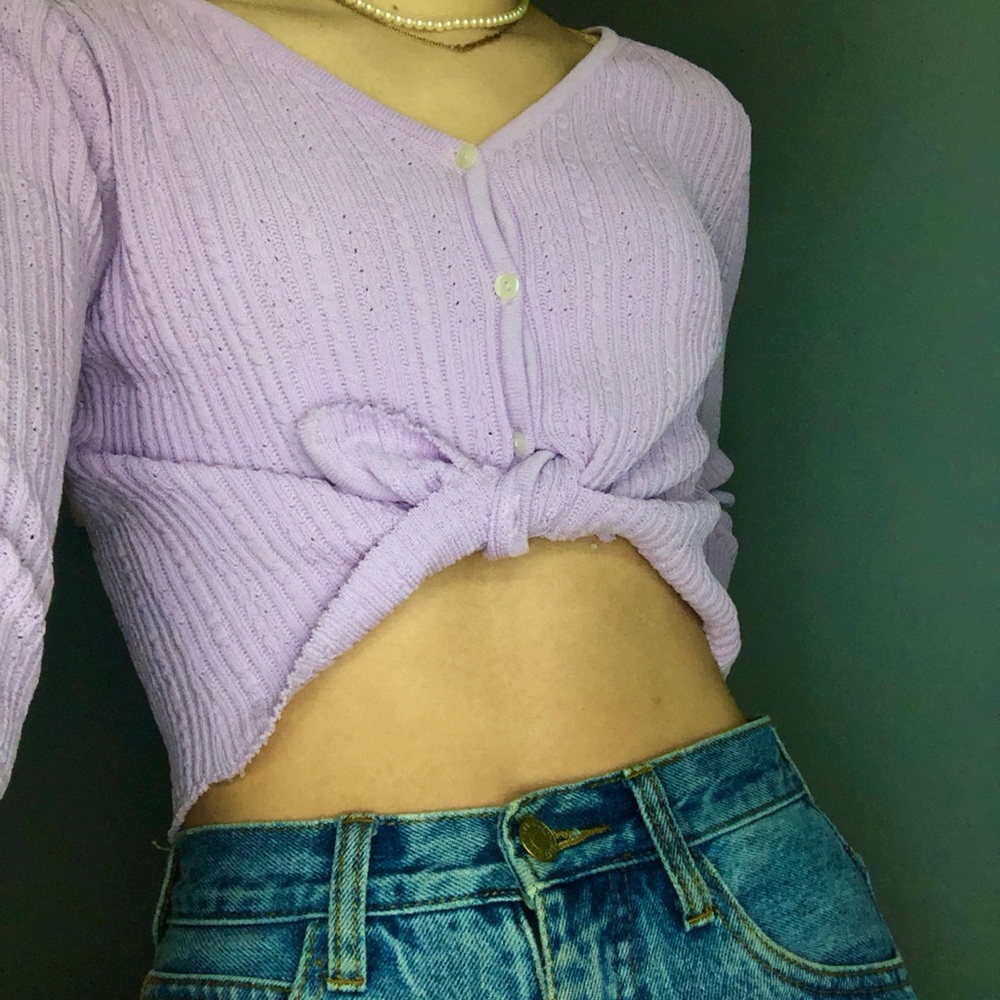 Liz claiborne cropped lilac button up cardigan